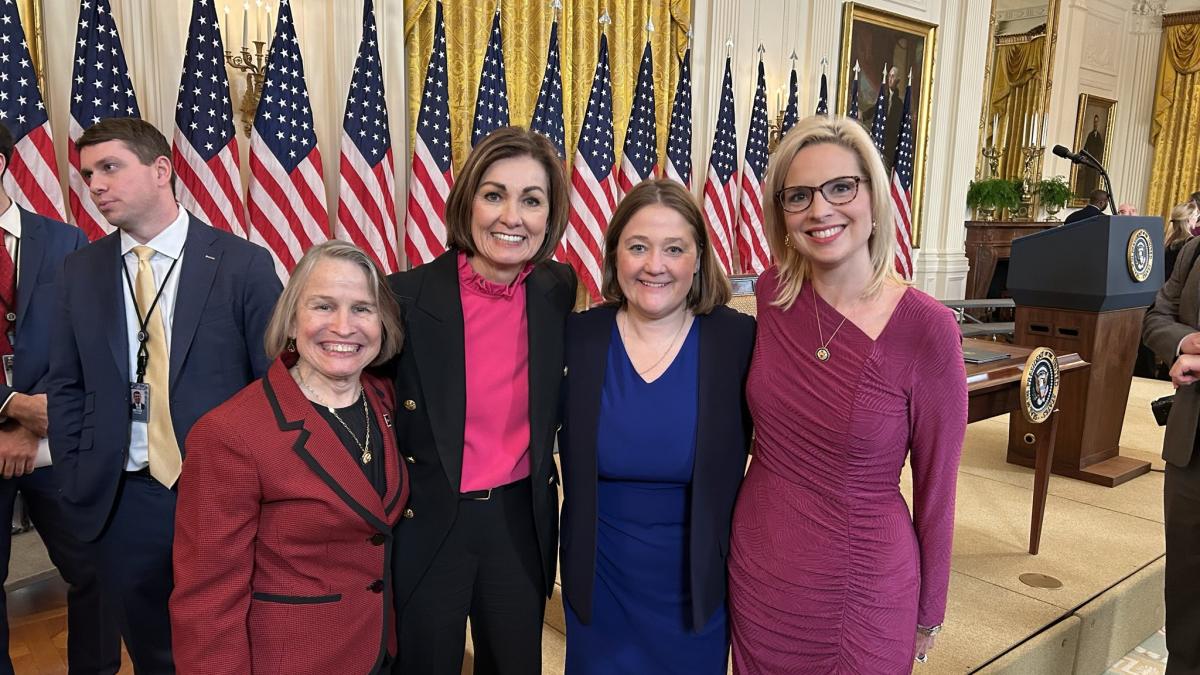 Ashley and Gov Reynolds at White House