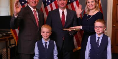 Congresswoman Hinson sworn in as the next Congresswoman for IA-01